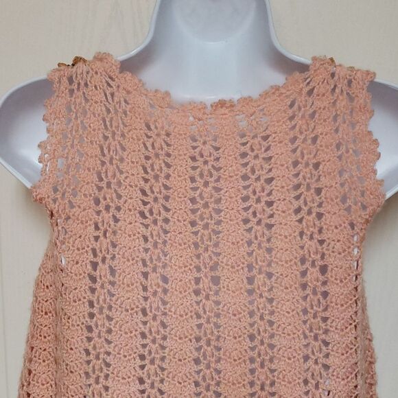 VINTAGE Peach Color Crocheted Butterfly Embellished Top  - Picture 9 of 11
